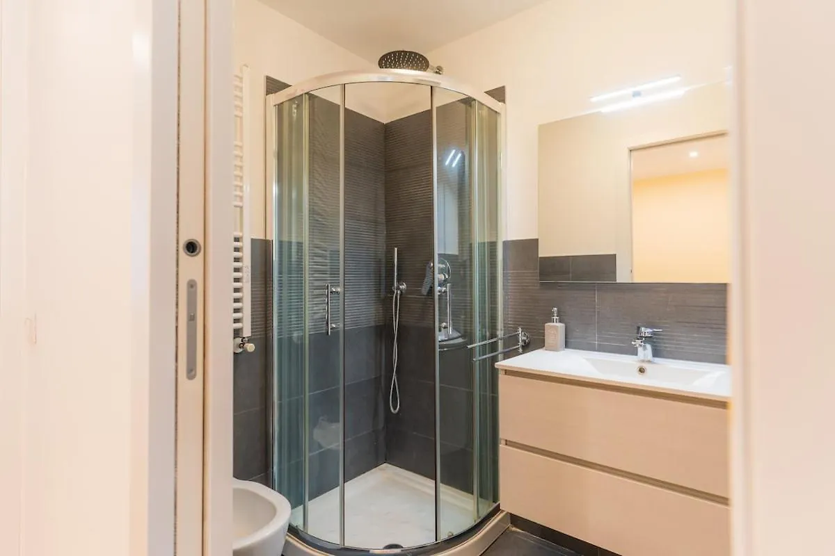 Rosolino House Porta Venezia Cozy E Wi-Fi Milan Apartment