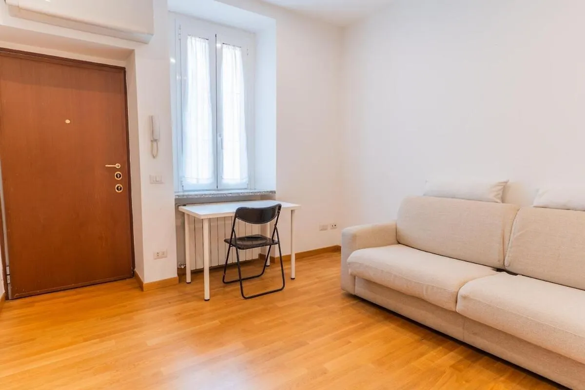 Rosolino House Porta Venezia Cozy E Wi-Fi Milan Italy
